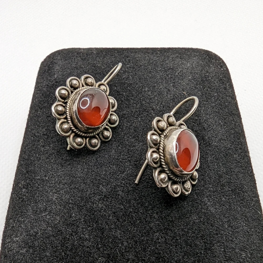 ✨ Vintage Sterling Silver & Carnelian Floral Drop Earrings ✨ - Picture 2 of 4